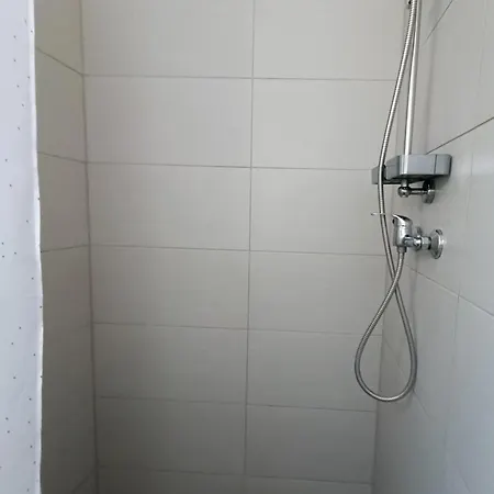 Malom-to Vendeghaz 4*