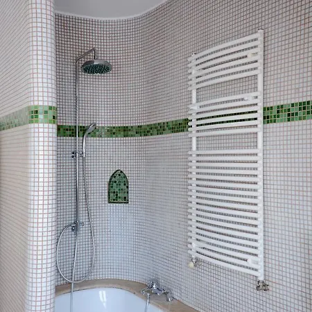 Malom-to Vendeghaz Πανσιόν 4*